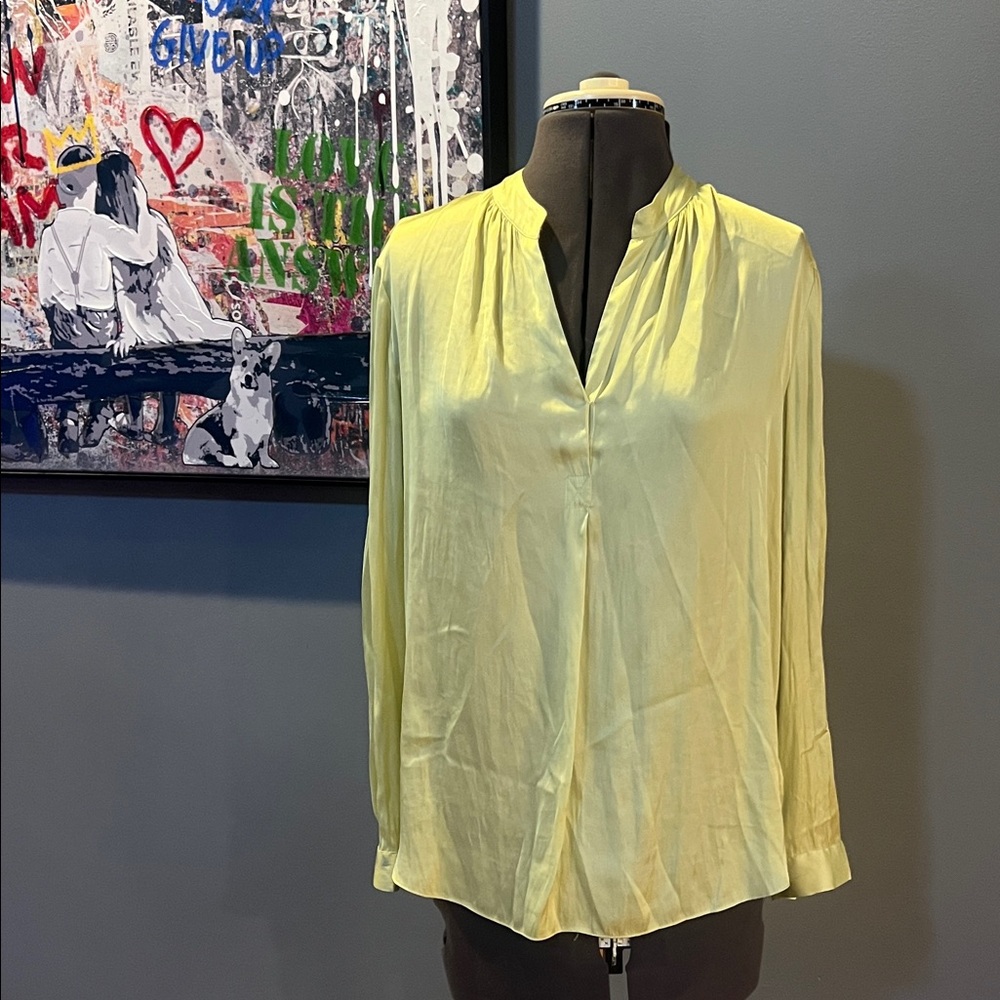 NIC+ZOE Soft Yellow Blouse